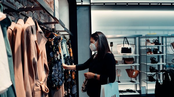 What Are the Best Techniques for Organizing a Small Closet?